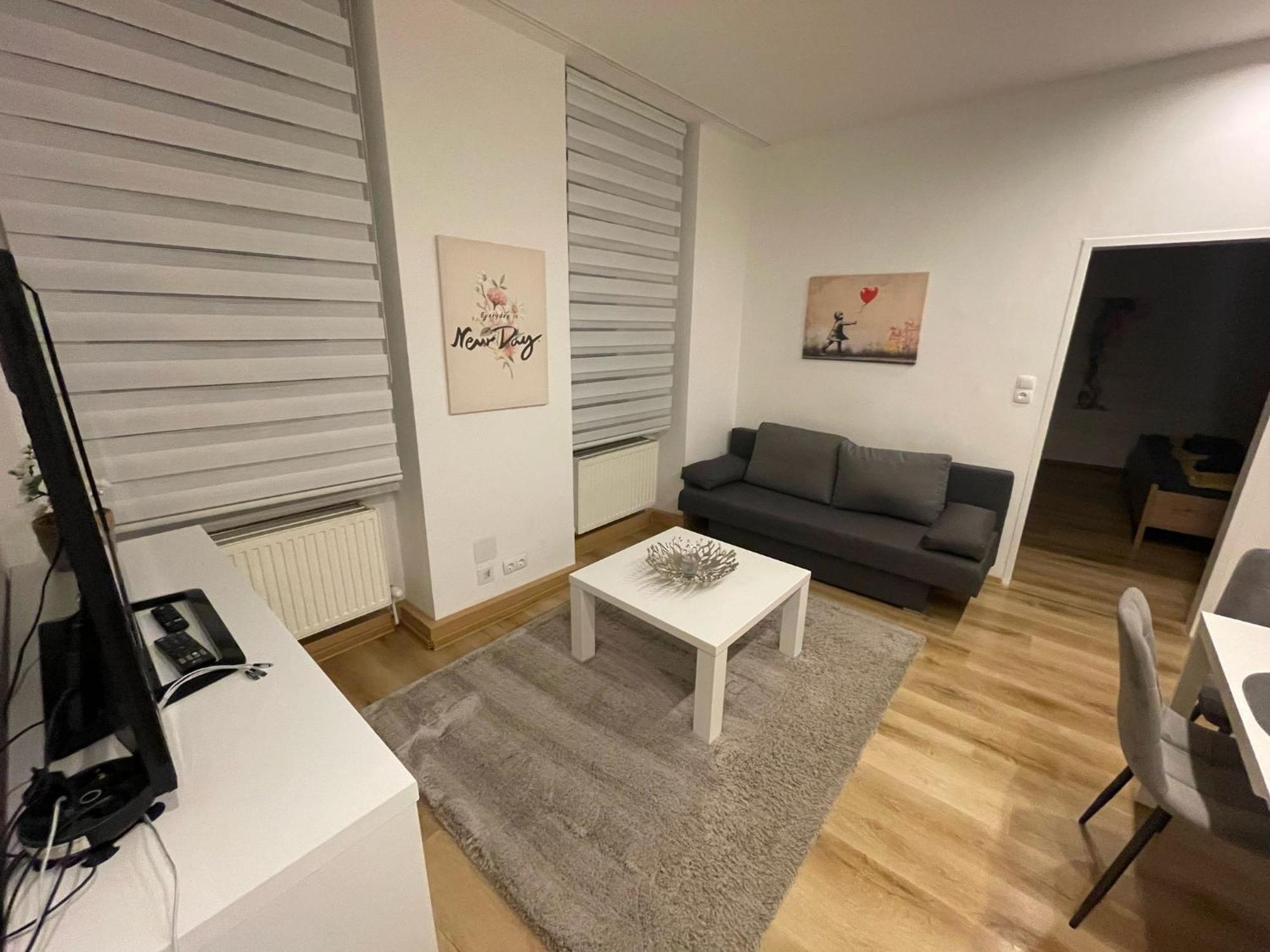 Apartment Modernes 60m2 Erdgeschoss Mit Gartenblick - Hundefreundlich Naehe Westbahnhof T5 *